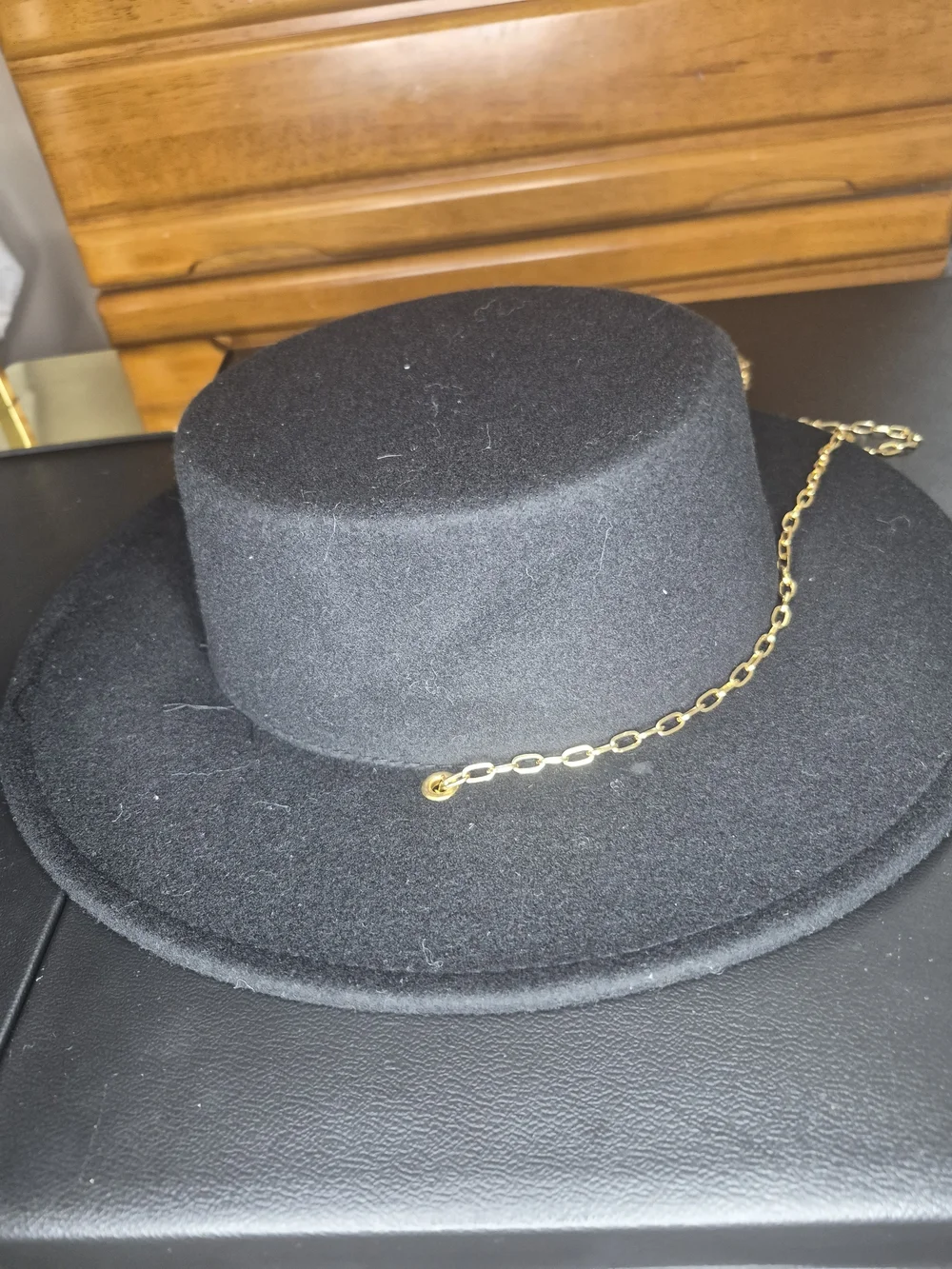 SHEIN Black Wide Brim Fedora with Gold Chain Detail - Picture 3 of 5